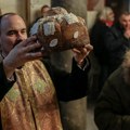 Polovina vernika slavi, a polovina odlazi na slavu: Sutra je Sveti Nikola, a ove običaje treba ispoštovati