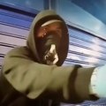 Razbojnici uleteli u trafiku, pretili radnici, pa im se raspao pištolj! Neverovatan snimak iz Rakovice
