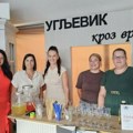 Tradicija u slikama, šampion u čaši: Sajam rakije, šljive i meda održan u Ugljeviku
