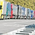 Protest vozača kamiona ispred Delegacije EU zbog deportacija i hapšenja kolega