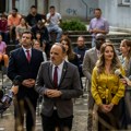 Zavirite na snimanje nove serije "Grad bola": U njoj glume Ljuba Bandović, Milica Janevski, Slaviša Čurović...