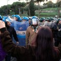 Protesti i u Češkoj, Nemačkoj i Italiji: Hiljade ljudi na ulicama zbog medija, deportacija i životnih troškova