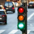 Zamena dotrajale i neispravne svetlosne saobraćajne signalizacije
