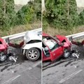 Težak sudar na Avalskom putu! Automobili smrskani, više ljudi povređeno (video)