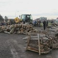Sprema se velika lomača za paljenje badnjaka na Klisi u Novom Sadu: Organizatori kažu da gume neće goreti