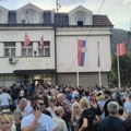 Narod se već okupio: Vučić danas razgovara sa građanima u Malom Zvorniku (FOTO)