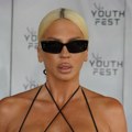 Jelena Karleuša pokazala isklesan stomak pa otkrila: Imala sam tri carska reza, to niste znali