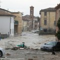 U poplavama u Toskani nestale beba i baka: Potraga za stranim turistima u toku