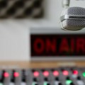 AI zbog koje je poljski radio otpustio novinare dobila otkaz posle samo nedelju dana