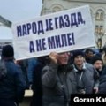 Protest ispred sjedišta predsjednika RS zbog najave smanjenja prihoda Banjaluci