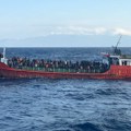 Grčka obalska straža: Za vikend više od 500 migranata stiglo na Krit