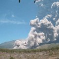 Snažna erupcija indonežanskog vulkana Levotobi Laki-Laki