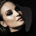 Jelena Tomašević posle skoro sedam godina ponovo u Novom Sadu: Veče istinske muzike i emocija 7. decembra u Srpskom narodnom…