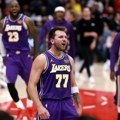 Dončić ubacio 100 poena za 24 sata! Dobro protrljajte oči i pogledajte ovo - nadrealno je! Luka igra košarku života!