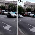 Tramvaji ne idu dalje od Vukovog spomenika: Obustavljen saobraćaj zbog nezgode u Bulevaru kralja Aleksandra (video)