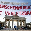 Nemačka će sledeće godine prepoloviti pomoć za izbeglice