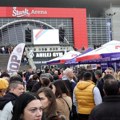 Pristalice SNS o životu u Srbiji: „Tankosava“, ali hvala predsedniku Vučiću