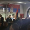 Vučić pred nekoliko stotina naprednjaka: Ne damo Novi Sad