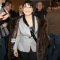 "Da moram od toga da živim...": Nada Obrić je u penziji, a pevačici na račun mesečno legnu dve šok cife