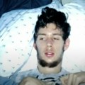 12 Godina bio zarobljen u sopstvenom telu Svi mislili da je biljka, a onda je čuo majku kako mu šapuće reči koje lede krv u…