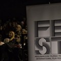 Jasno je da bi Fest bio samo pokušaj simulacije normalnog života