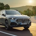 Нови Мерцедес-Бенз ГЛБ - званичне информације и фотографије