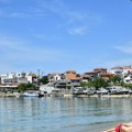 Srbi pronašli neman u Grčkoj na omiljenoj plaži: "Opasna je, može prst da odgrize!"