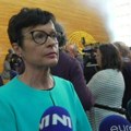 Kos: Pratimo prekomernu upotrebu sile protiv demonstranata u Srbiji i osuđujemo nasilje