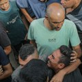 Dok je Trampov izaslanik u Izraelu, u Gazi ginu čekajući u redu za pomoć
