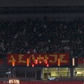 Delije ušle u Arenu i zapevale pesmu na račun Partizana i Grobara, usledili zvižduci domaćih navijača
