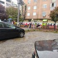 FOTO: Salajčani umesto trga, godinama imaju divlji parking, grad ne reaguje
