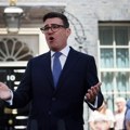Britanski premijer pao na prvom velikom testu