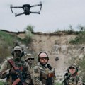 Bukti sukob u LNR: Ukrajinski dron oštetio vatrogasno vozilo (foto)