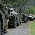 I danas snimljena kolona borbenih vozila Vojske Srbije u Blacu, Beloljinu i Kuršumliji
