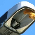 Novi stubovi i svetiljke: Proširenje mreže javnog osvetljenja u Lalinca
