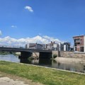 Letnje temperature, ali popodne mogući pljuskovi