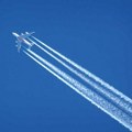 ANKETA: Verujete li u teoriju o prskanju opasnim hemikalijama iz aviona?