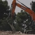 Izraelski doseljenici buldožerima ravnali palestinsku zemlju