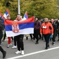 Grupa Srba s Kosova krenula peške ka Novom Sadu: Ne znaju kad je skup, ali idu da pruže podršku Vučiću