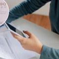 Plaćanje iz fotelje – koliko nas koštaju papirni računi koji i dalje stižu