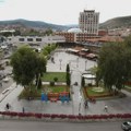 Protest ispred Osnovnog suda u Novom Pazaru zbog kažnjavanja građana koji se protive rudarenju