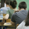 Završni ispit za osmake: Učenici polažu test iz maternjeg jezika i knjževnosti