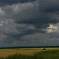 Crveni stepen upozorenja: Ekstremne vremenske nepogode zahvatiće južne delove Srbije