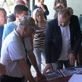 Локална самоуправа решава проблеме грађана у улици Милојице Николића (ВИДЕО)
