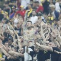 ‘Srbija’ u Bukureštu: Pola sata trajao prekid utakmice Rumunije i Kosova