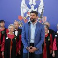 Gradonačelnik Beograda otvorio festival stvaralaštva starijih "Zlatno doba" Šapić: Ljudi "trećeg doba" svojom energijom i…
