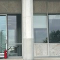 Zapalio Kuću cveća na Dedinju! Sve vreme vikao ovu parolu, a onda bacio Molotovljev koktel