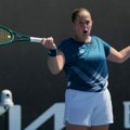 Eliminisana Jelena Ostapenko!