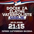 Doček zlatnih vaterpolista ispred zatvorenih bazena u Kragujevcu