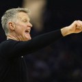 Stiv Ker se predomislio: Ostaje najplaćeniji trener u NBA, ali ima i veliki problem